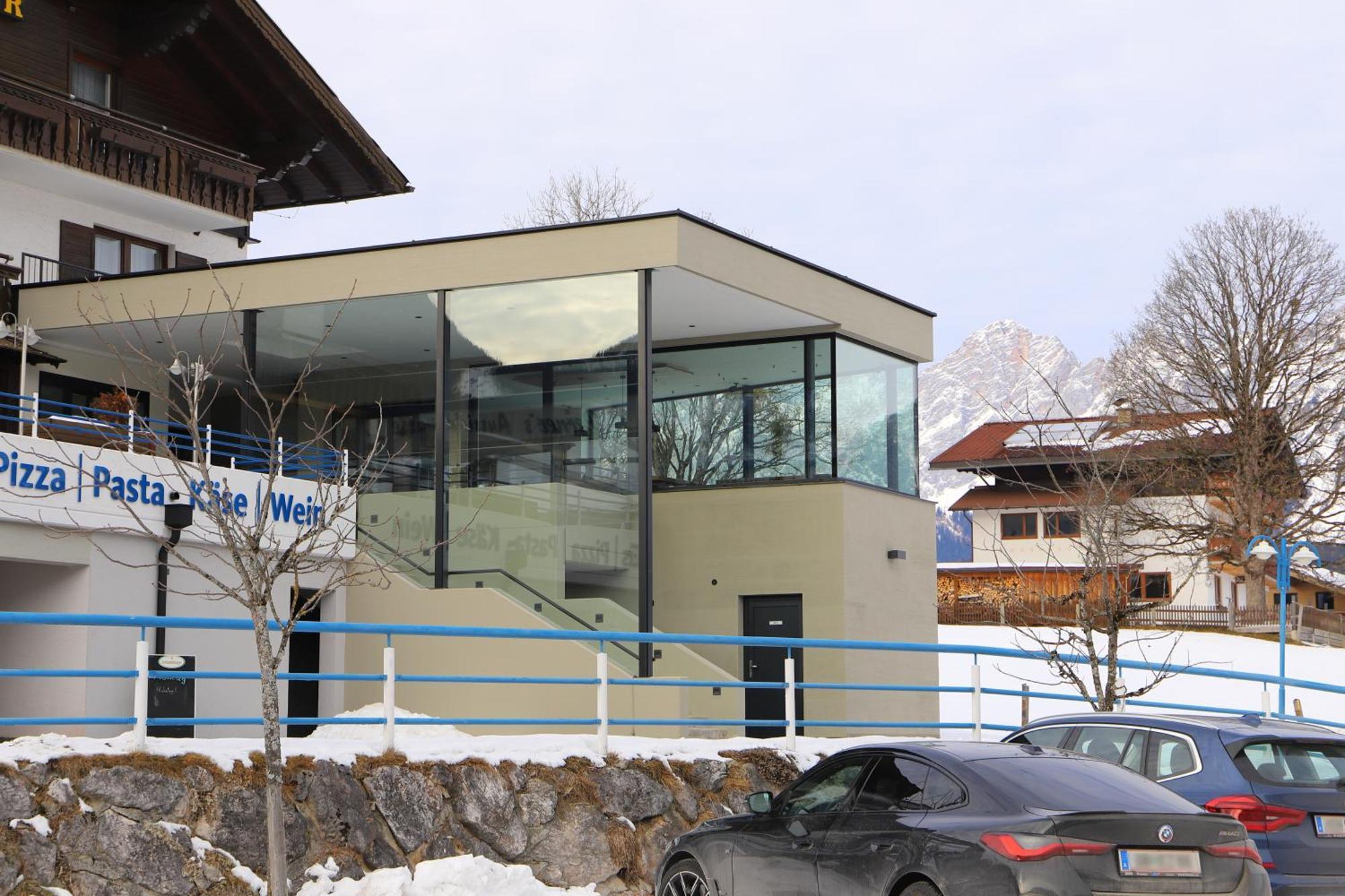 Hotel-Cafe Perner Шладминг Экстерьер фото
