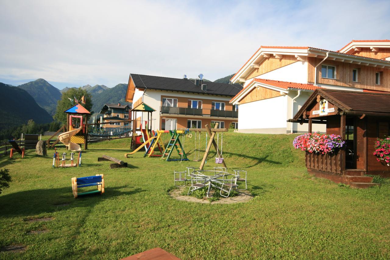 Hotel-Cafe Perner Шладминг Экстерьер фото
