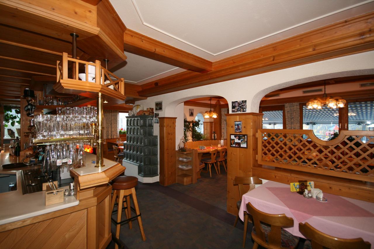 Hotel-Cafe Perner Шладминг Экстерьер фото