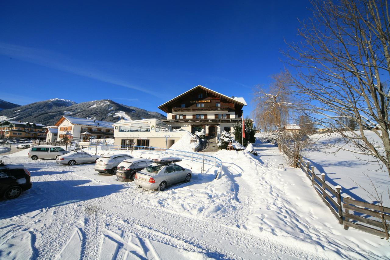 Hotel-Cafe Perner Шладминг Экстерьер фото